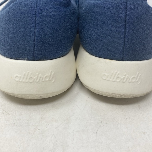 Allbirds Merino Wool Runners Mizziles in Hazy Indigo and Natural White - Picture 3 of 6